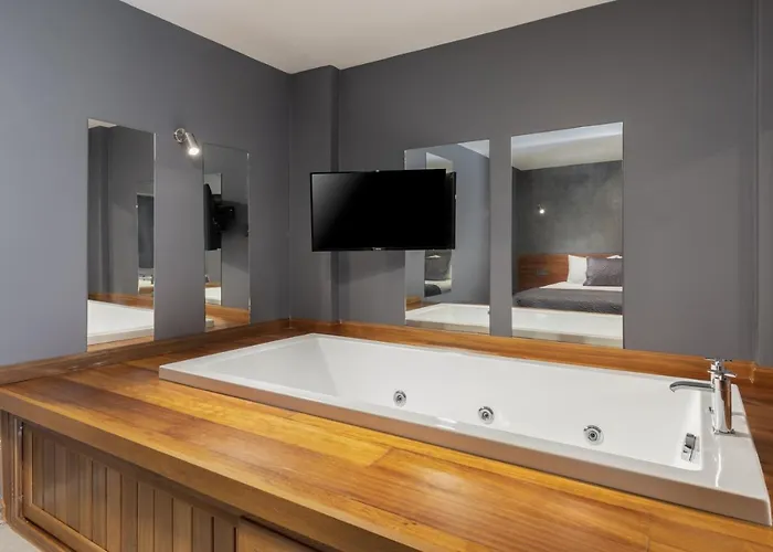 Отель Galano 2*